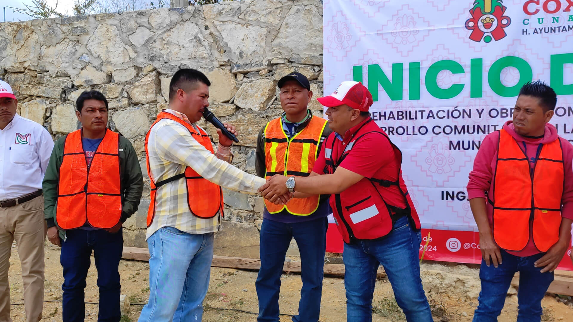 Banderazo de inicio de obra: construcción de camino en la inspectoría de Ranchería Pala 